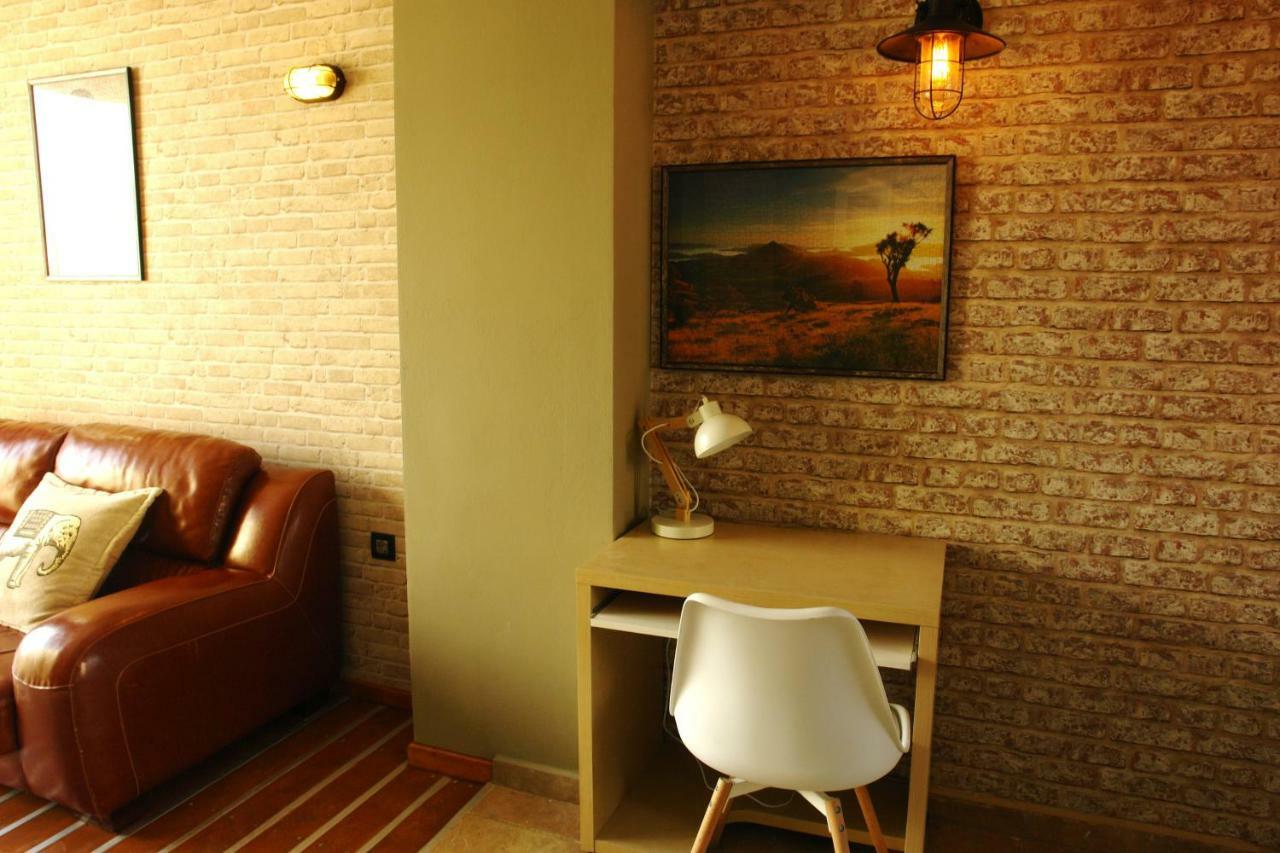 "Green Apartment" Close To Port & Center - Parking 파트라 외부 사진