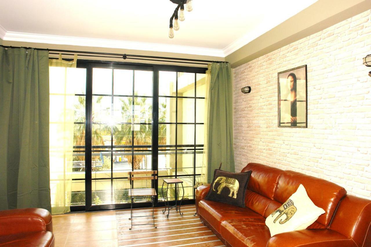 "Green Apartment" Close To Port & Center - Parking 파트라 외부 사진